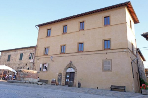 Rooms and Wine al Castello Monteriggioni